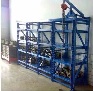 Our Pallet Pull-Out Units Let Your Teams Move Pallets Back and Forth Like Drawers, Even with a Full Load up to 1000kg